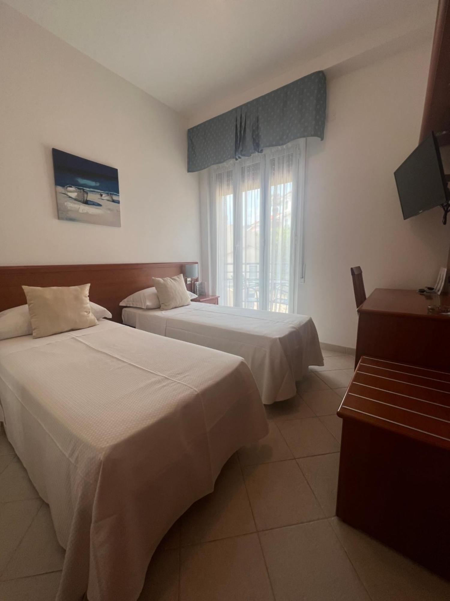 Hotel Noris Finale Ligure Dış mekan fotoğraf