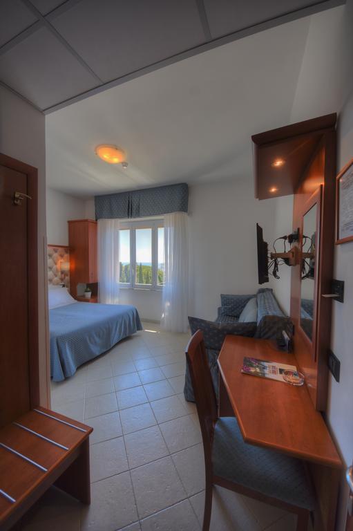 Hotel Noris Finale Ligure Dış mekan fotoğraf